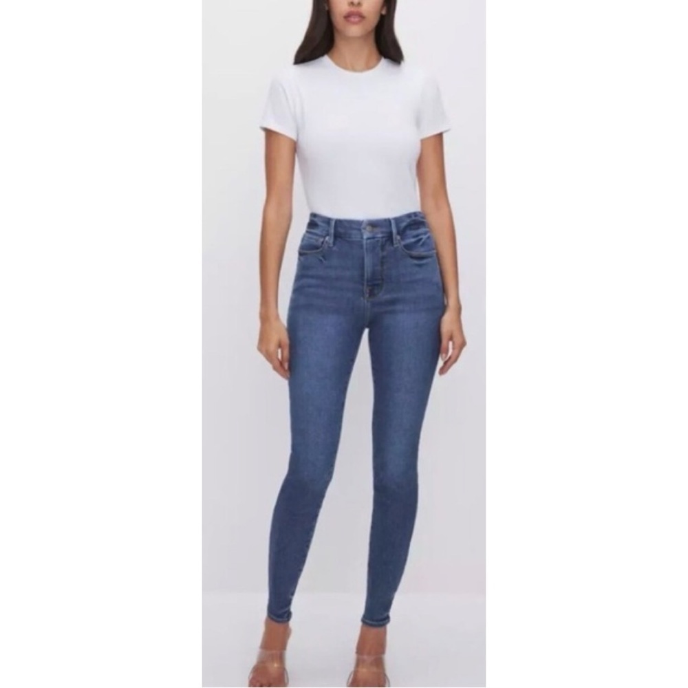 Good American ‘Good Waist’ Crop Jean